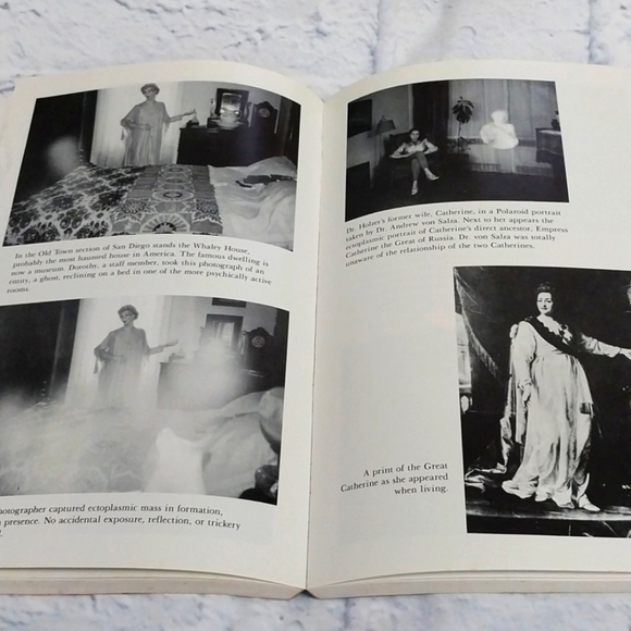 BOGO FREE Life Beyond Paperback Book Hans Holzer - Picture 5 of 6